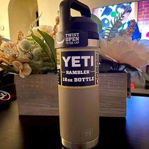 Grey 18oz Yeti water bottle